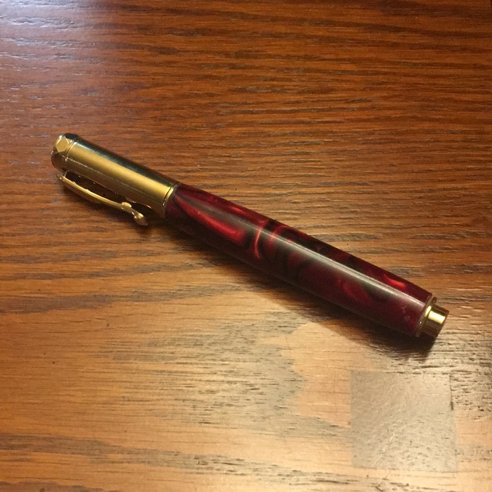 New Hand-Turned Roller Ball Pen